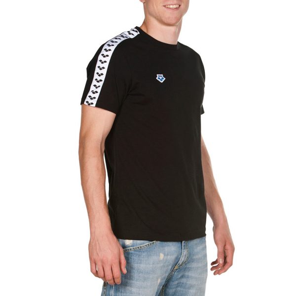 Arena Mens Black T-shirt is 100% cotton jersey so uber comfortable